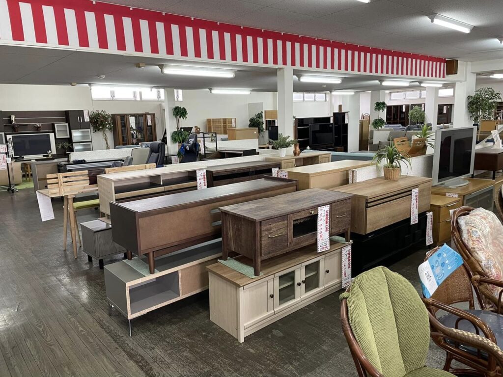 【佐渡の老舗家具点店の内田家具】by営業部長