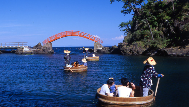 【佐渡の伝統に触れる旅!たらい舟体験で特別なひとときを✨】by営業部長