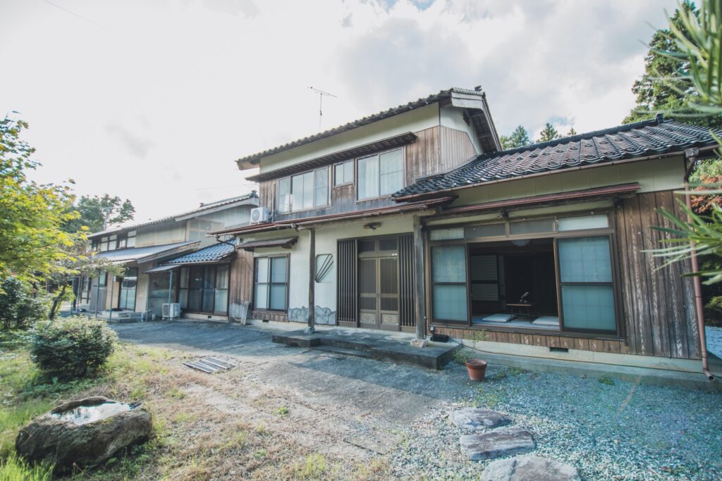 【民泊・簡易宿所で求められる防災対策の基準とは?】by営業部長